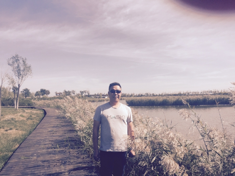 卓哥的第一张照片--渭南相亲服务中心