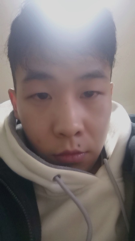 辉会灰的第一张照片--渭南相亲服务中心