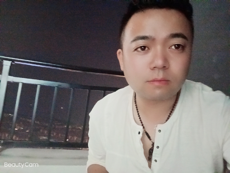 可么嗯哼的第一张照片--渭南相亲服务中心