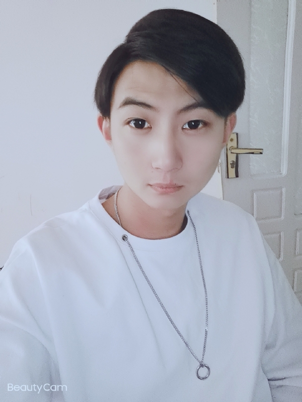 漠然的第五张照片--渭南相亲服务中心