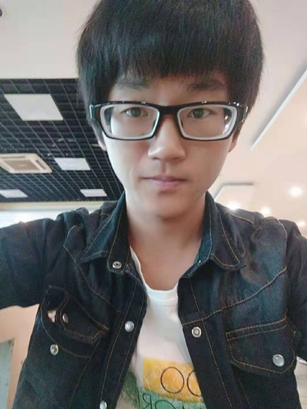 LS书生的第一张照片--渭南相亲服务中心