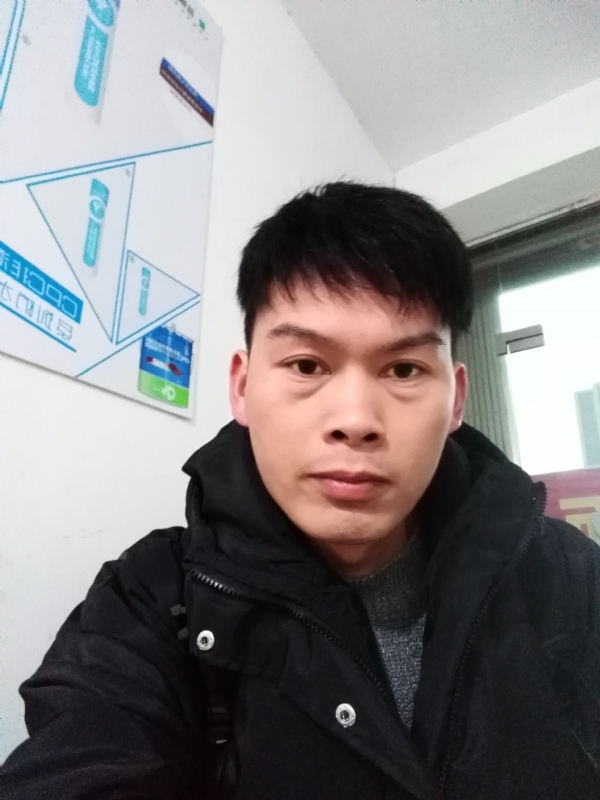 微笑的第一张照片--渭南相亲服务中心