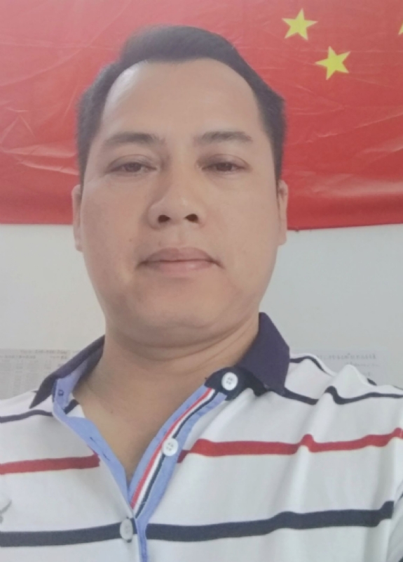 隆哥的第四张照片--渭南相亲服务中心