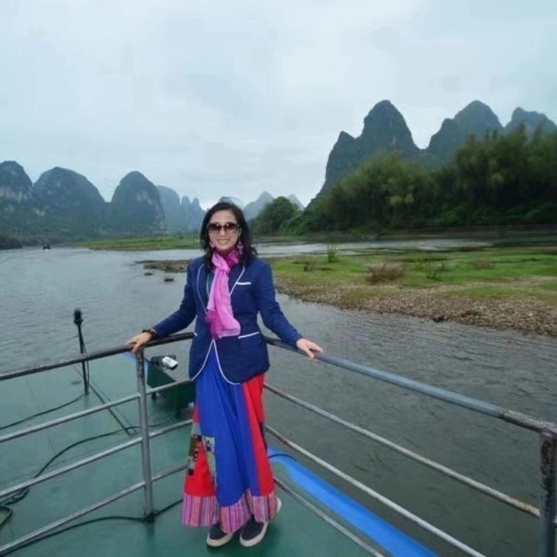 julia的第一张照片--渭南相亲服务中心
