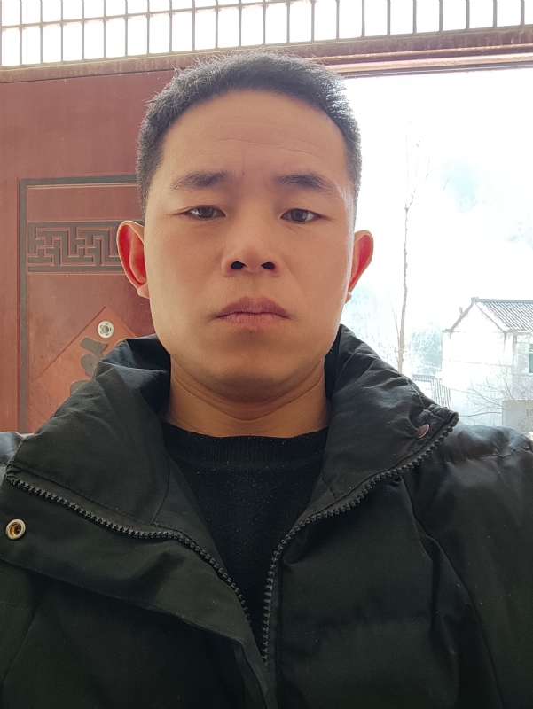 勇敢的成长的第一张照片--渭南相亲服务中心