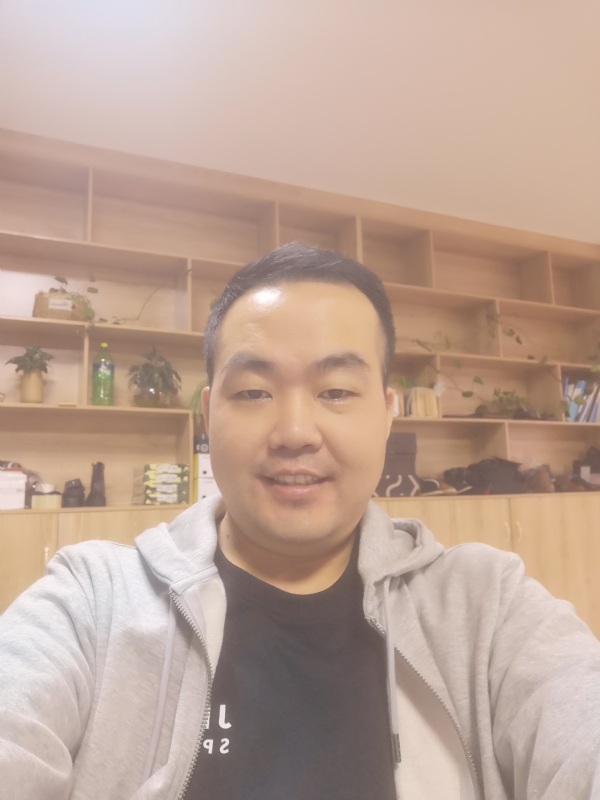 carl的第一张照片--渭南相亲服务中心