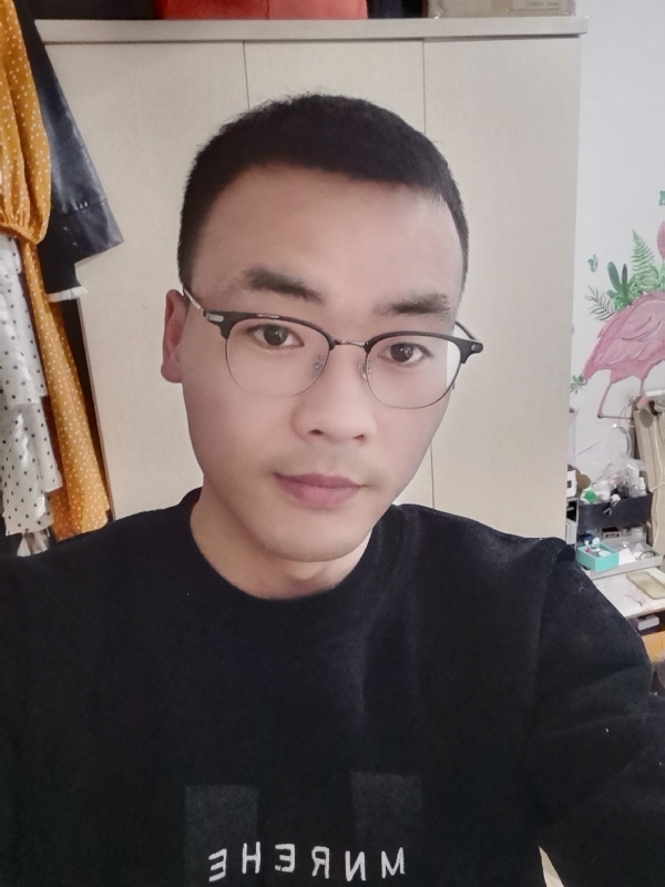 寻一个人的第一张照片--渭南相亲服务中心