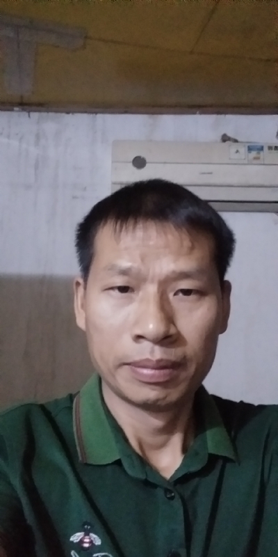 执着跋涉的第二张照片--渭南相亲服务中心