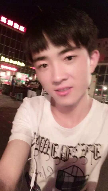 小先生的第一张照片--渭南相亲服务中心