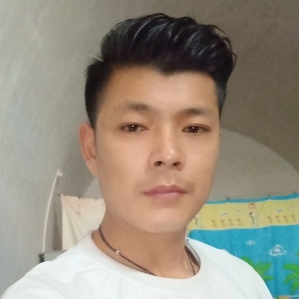 啊锋的第一张照片--渭南相亲服务中心