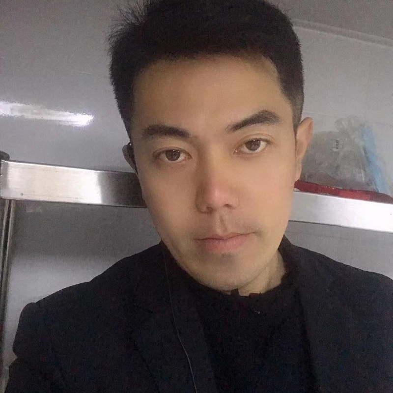 李龙的第二张照片--渭南相亲服务中心