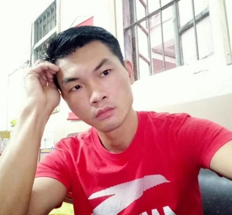 英俊的台灯的第一张照片--渭南相亲服务中心