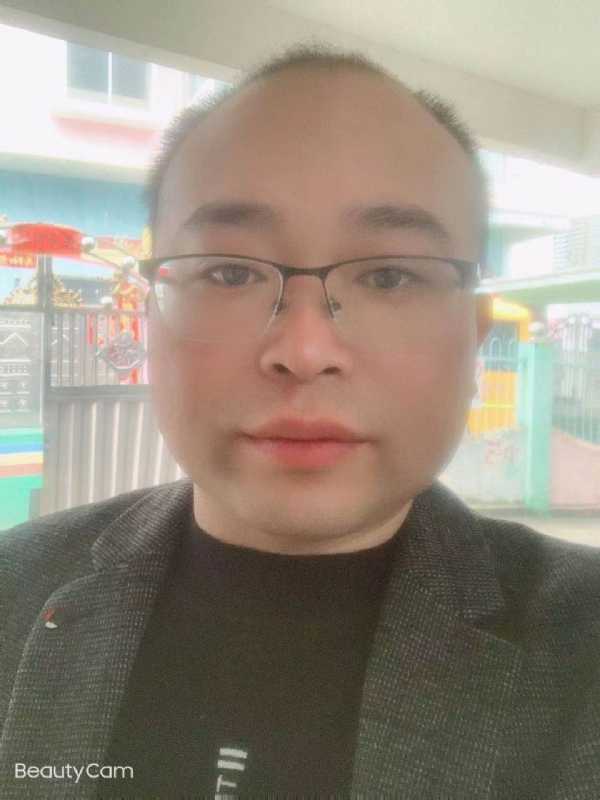 海阔凭鱼跃的第一张照片--渭南相亲服务中心