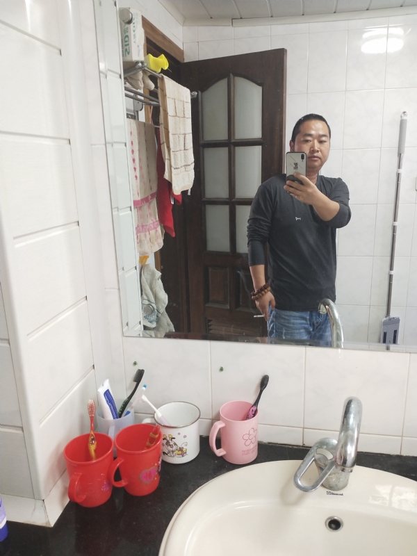 半世人间的第二张照片--渭南相亲服务中心