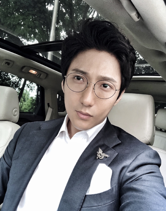 雲天的第一张照片--渭南相亲服务中心