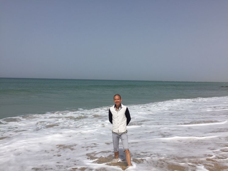 文字的忧伤的第一张照片--渭南相亲服务中心