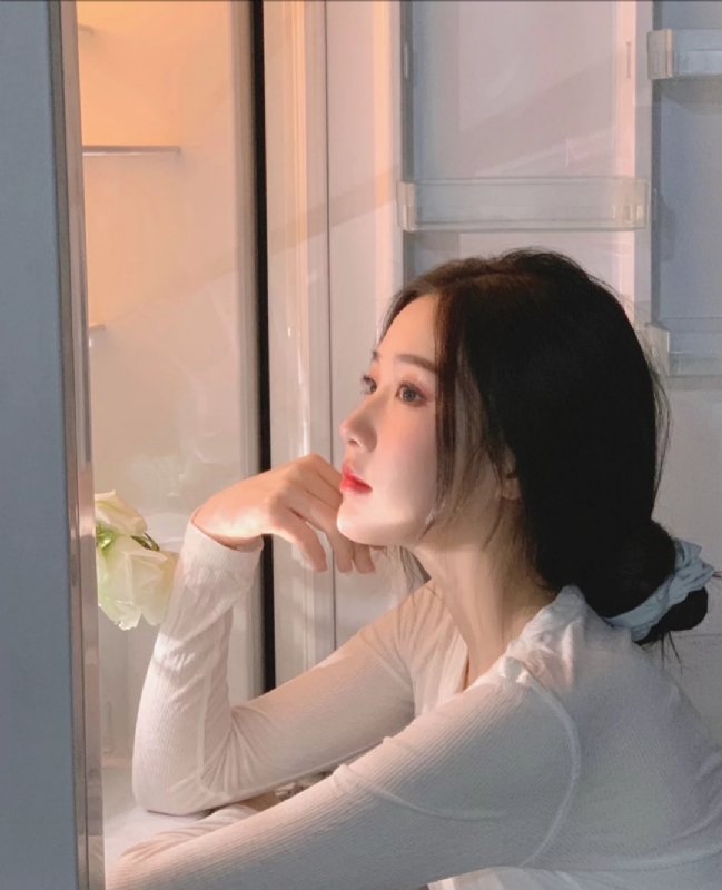風吹過臉頰的第一张照片--渭南相亲服务中心