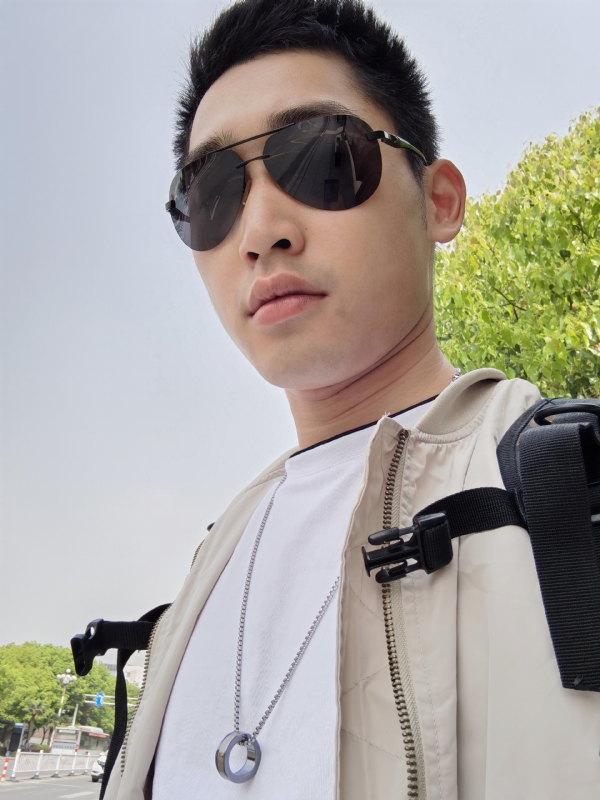 残花落陌,的第一张照片--渭南相亲服务中心