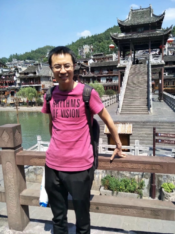 会飞的鱼的第一张照片--渭南相亲服务中心