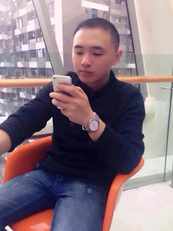 一个人的第一张照片--渭南相亲服务中心