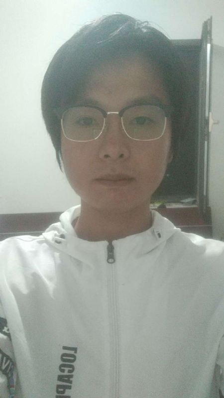 轻吻的第一张照片--渭南相亲服务中心