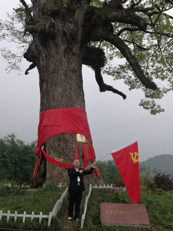 辉辉的第一张照片--渭南相亲服务中心