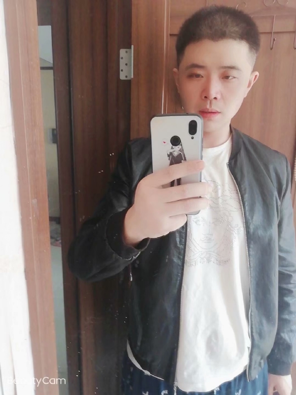 米饭班主的第二张照片--渭南相亲服务中心