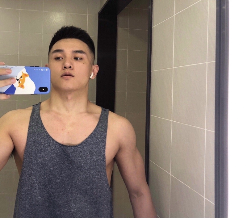 李文亮的第一张照片--渭南相亲服务中心