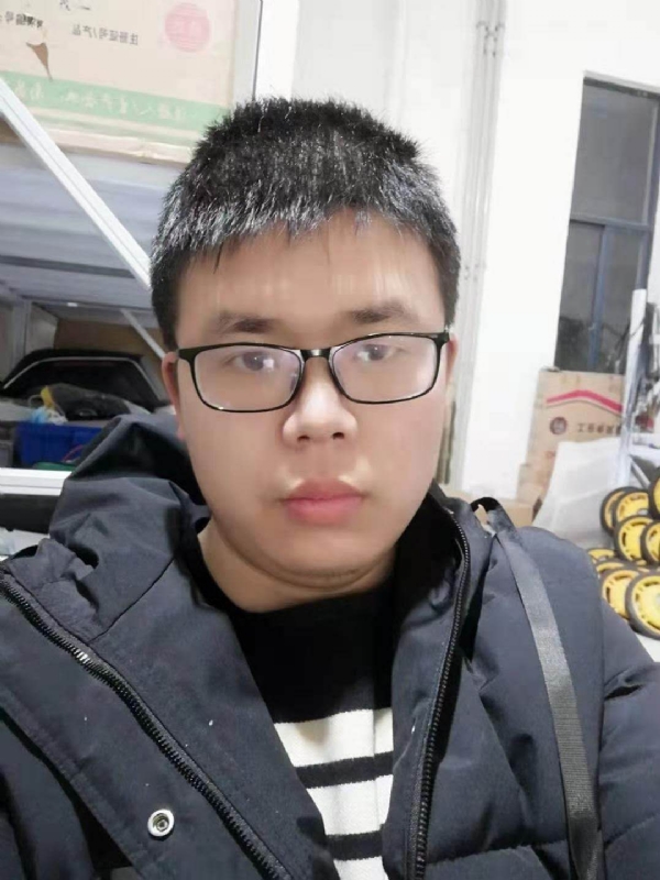 军军的第一张照片--渭南相亲服务中心