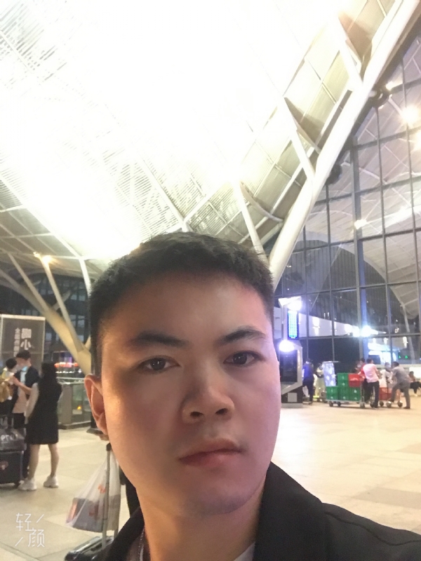 骑马的快乐的第一张照片--渭南相亲服务中心