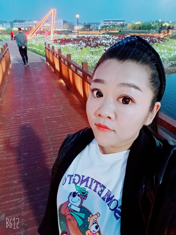 孙晓雪的第一张照片--渭南相亲服务中心