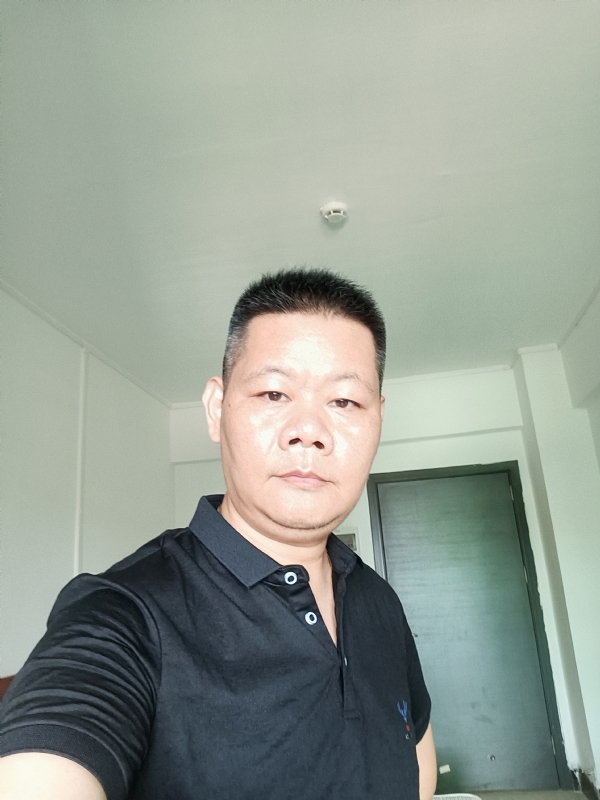 XAUXU的第一张照片--渭南相亲服务中心