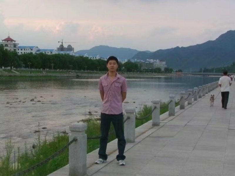 王王的第一张照片--渭南相亲服务中心