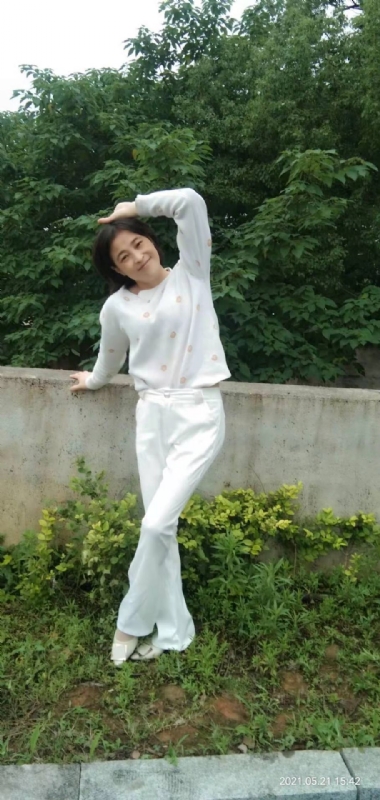 九妹的第四张照片--渭南相亲服务中心