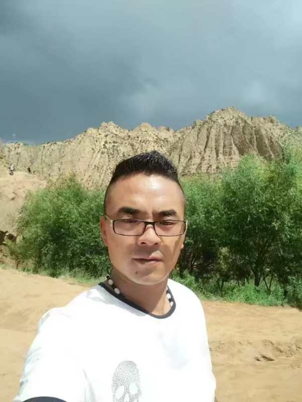 无情的沙尘暴的第一张照片--渭南相亲服务中心