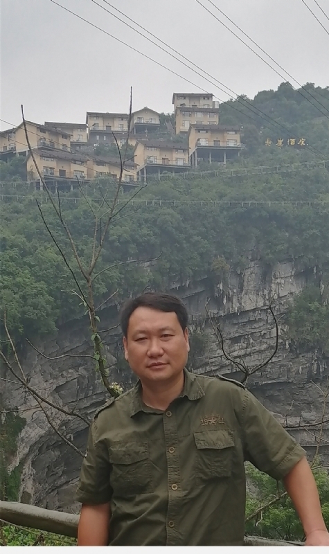 迷彩人生的第一张照片--渭南相亲服务中心