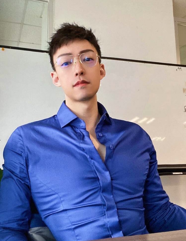 黎明的梦的第一张照片--渭南相亲服务中心