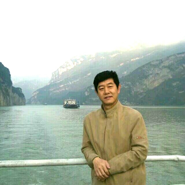 优秀善良178/72的第一张照片--渭南相亲服务中心