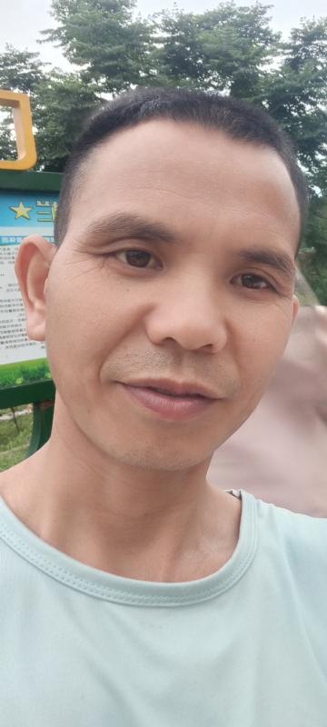 找个相爱的人结婚的第一张照片--渭南相亲服务中心