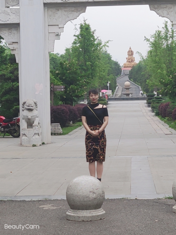 魏沐阳子的第三张照片--渭南相亲服务中心