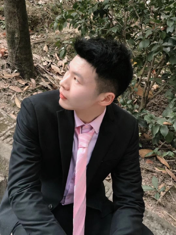 爱因生的第一张照片--渭南相亲服务中心