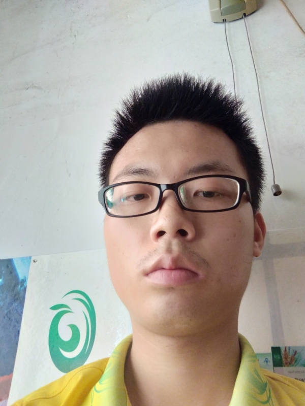 舒荷的第一张照片--渭南相亲服务中心