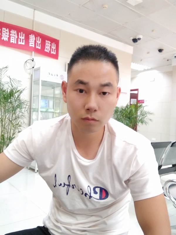 小少的第一张照片--渭南相亲服务中心