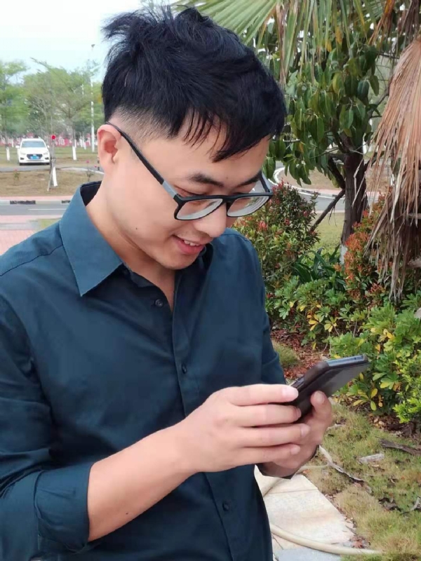 鼠王子的第一张照片--渭南相亲服务中心