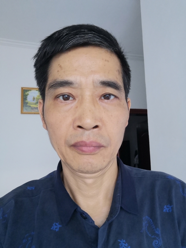 痴心爱人的第三张照片--渭南相亲服务中心