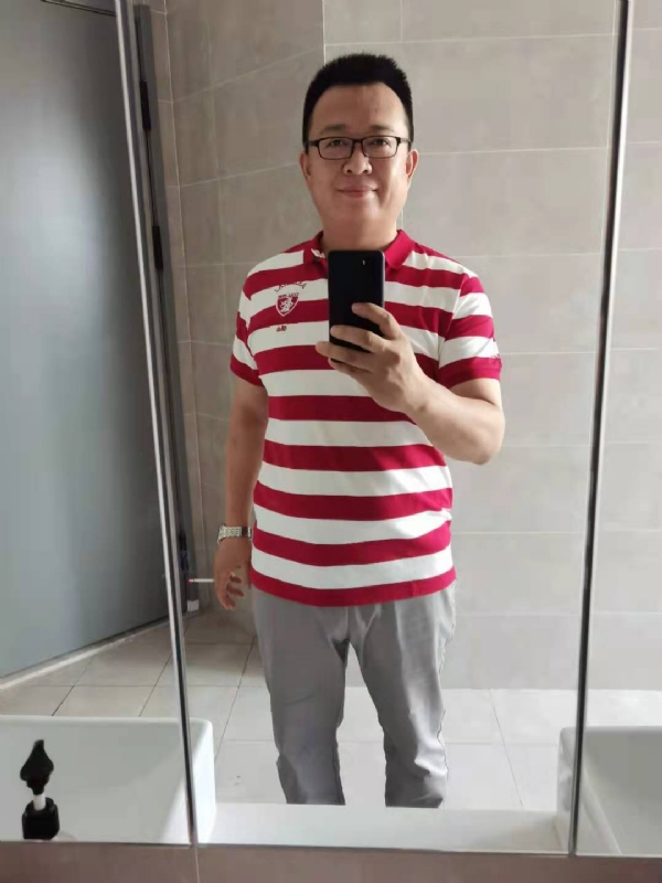 行走的打桩机的第二张照片--渭南相亲服务中心