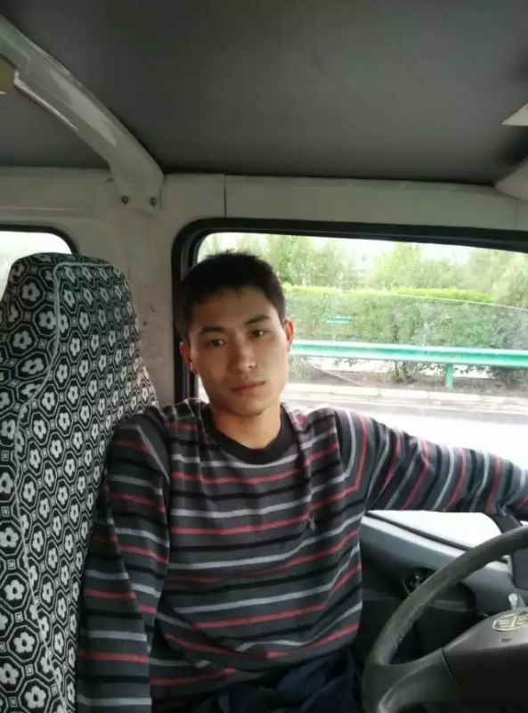 桦树林的第一张照片--渭南相亲服务中心