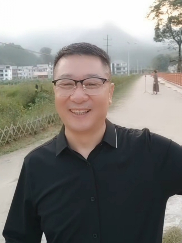 在這裡等你的第二张照片--渭南相亲服务中心