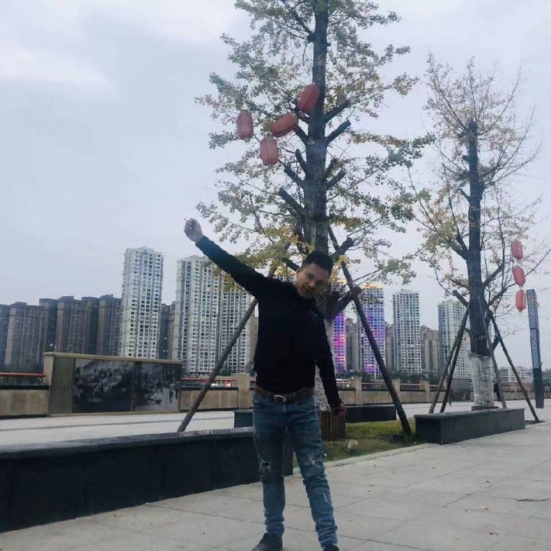 空空的房间的第一张照片--渭南相亲服务中心