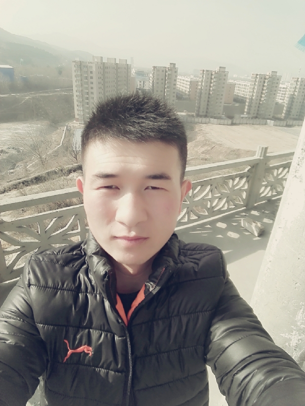 兵心依旧的第一张照片--渭南相亲服务中心